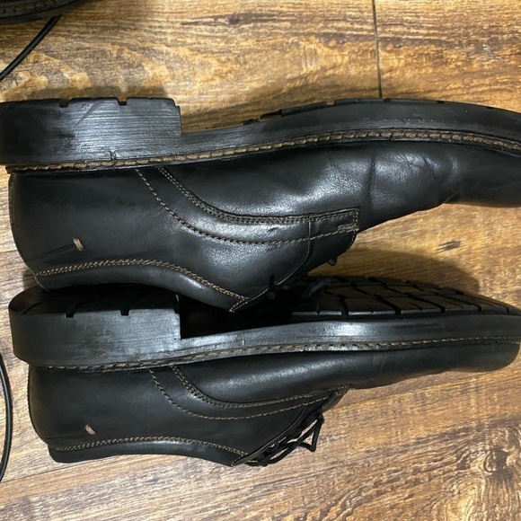 Johnston & Murphy size 11M - Picture 7 of 9